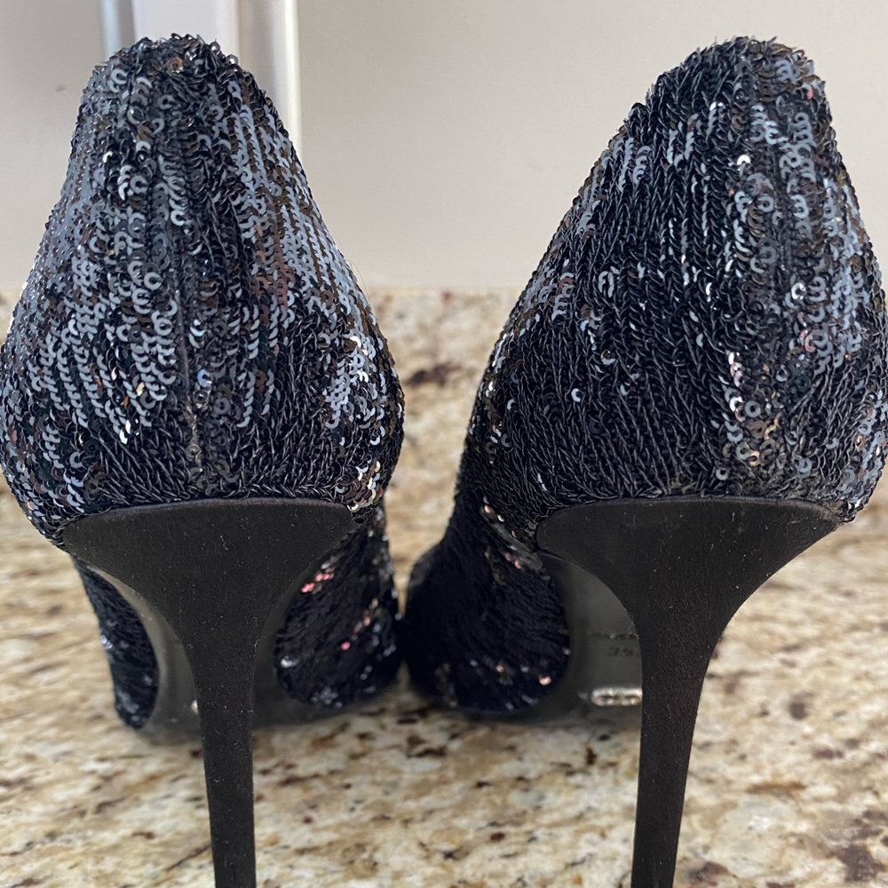 “DIOR ROSE PUMP”. 900 blk 6.5 (36.5) - Picture 3 of 8
